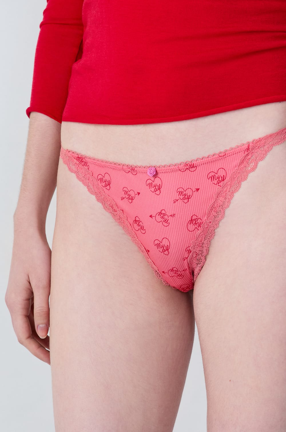 Printed tanga with lace details;${refinementColor}