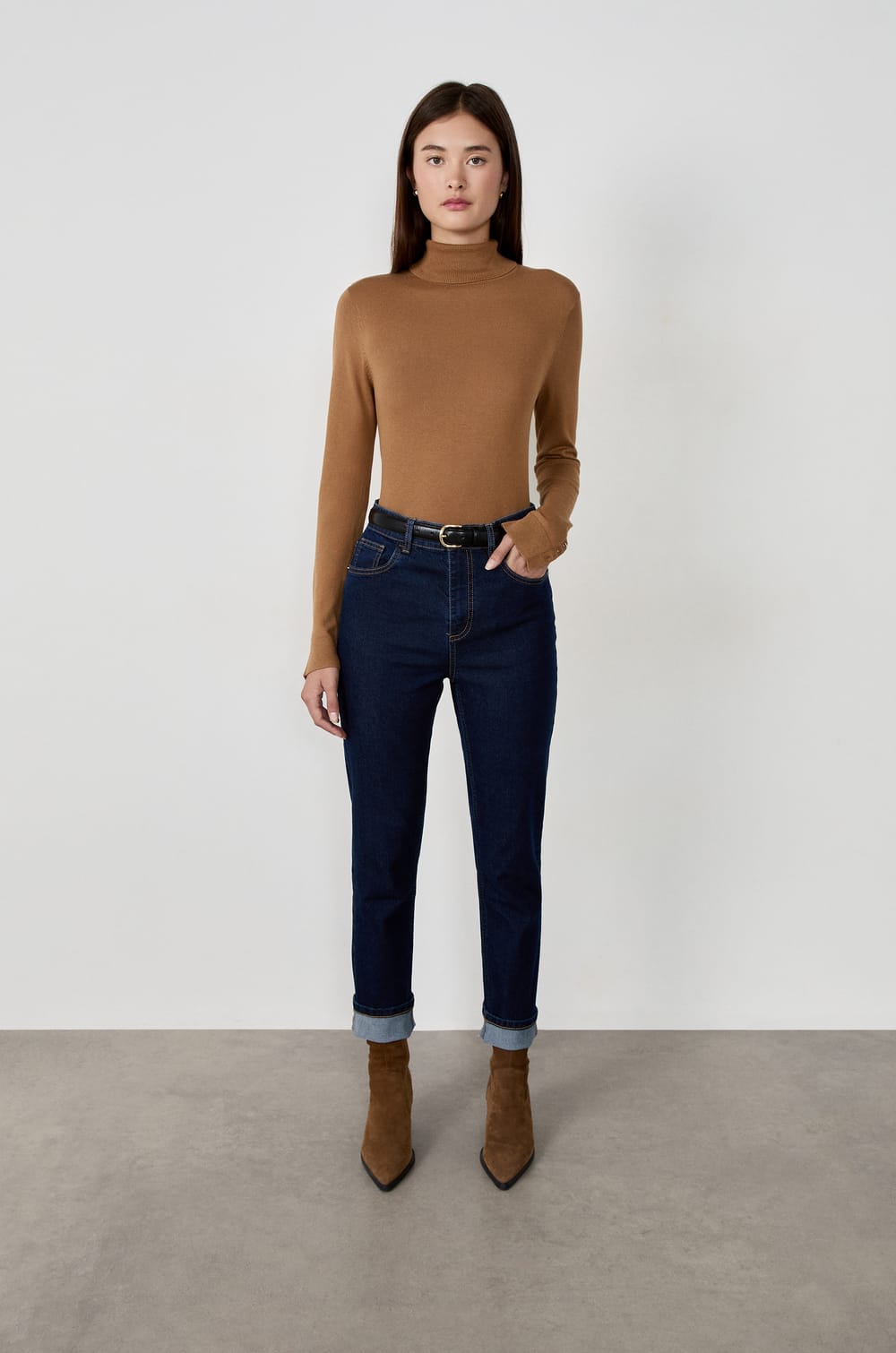 Turtleneck Sweater;${refinementColor}