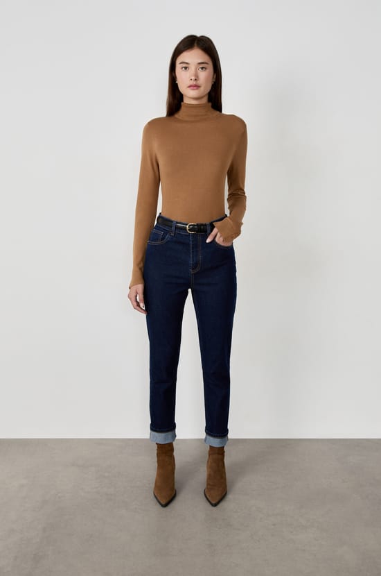 Turtleneck Sweater;${refinementColor}