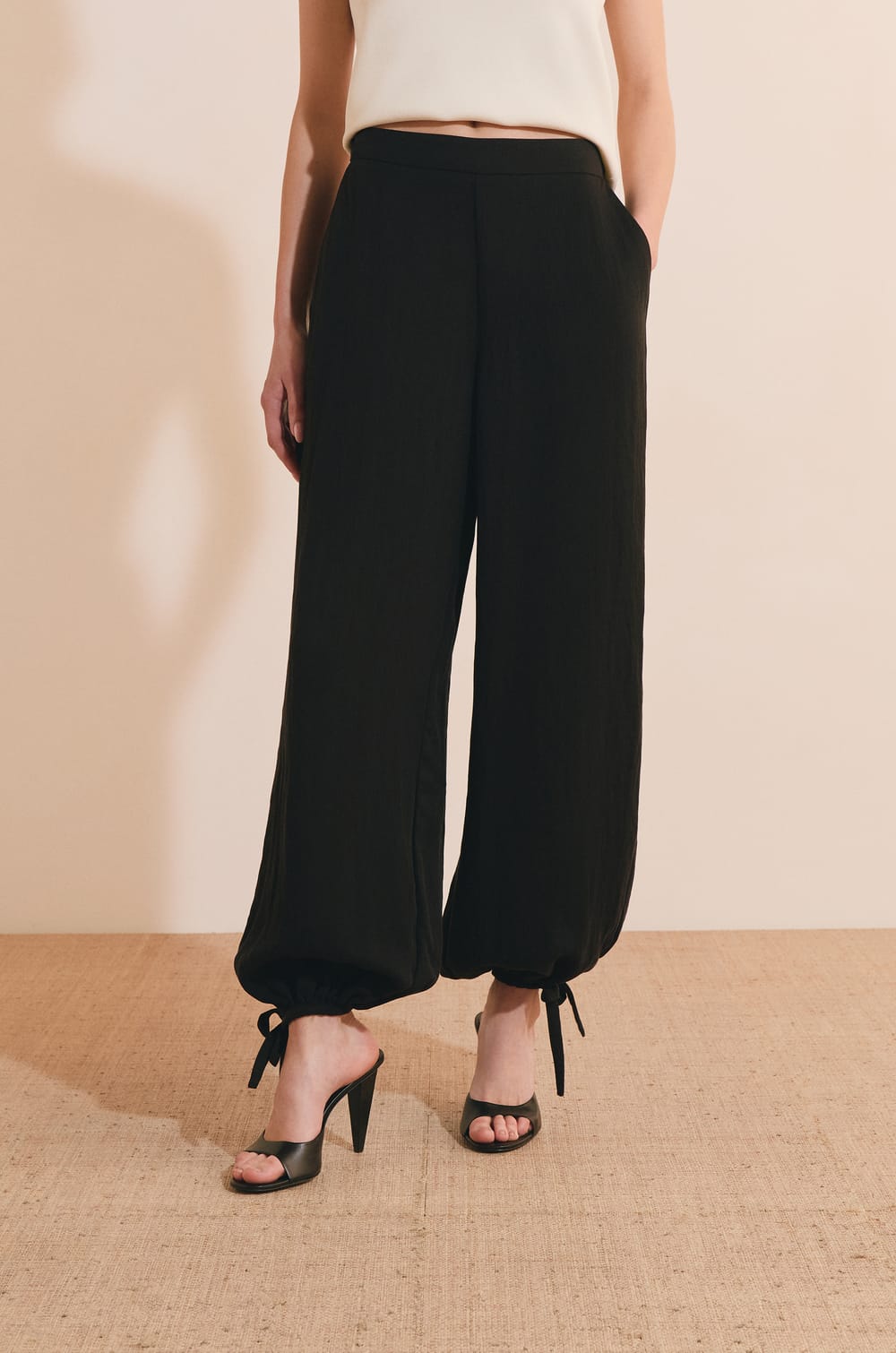 Pantalon bouffant;${refinementColor}