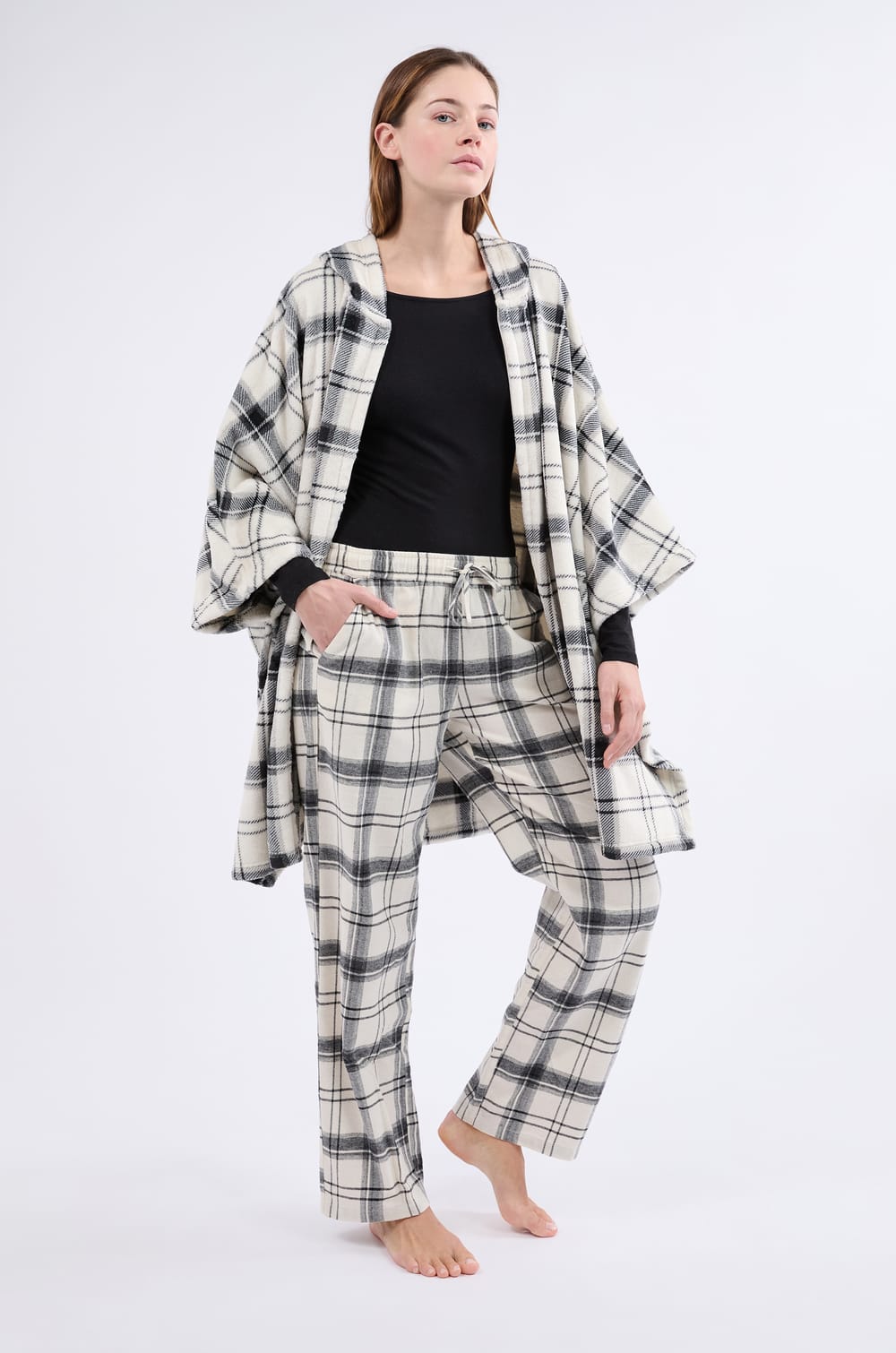 Poncho ohne Ärmel mit Fleece-Effekt;${refinementColor}