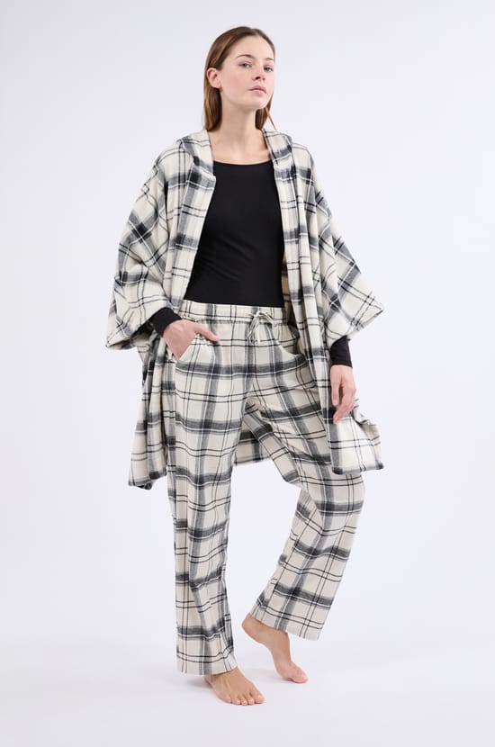 Poncho ohne Ärmel mit Fleece-Effekt;${refinementColor}