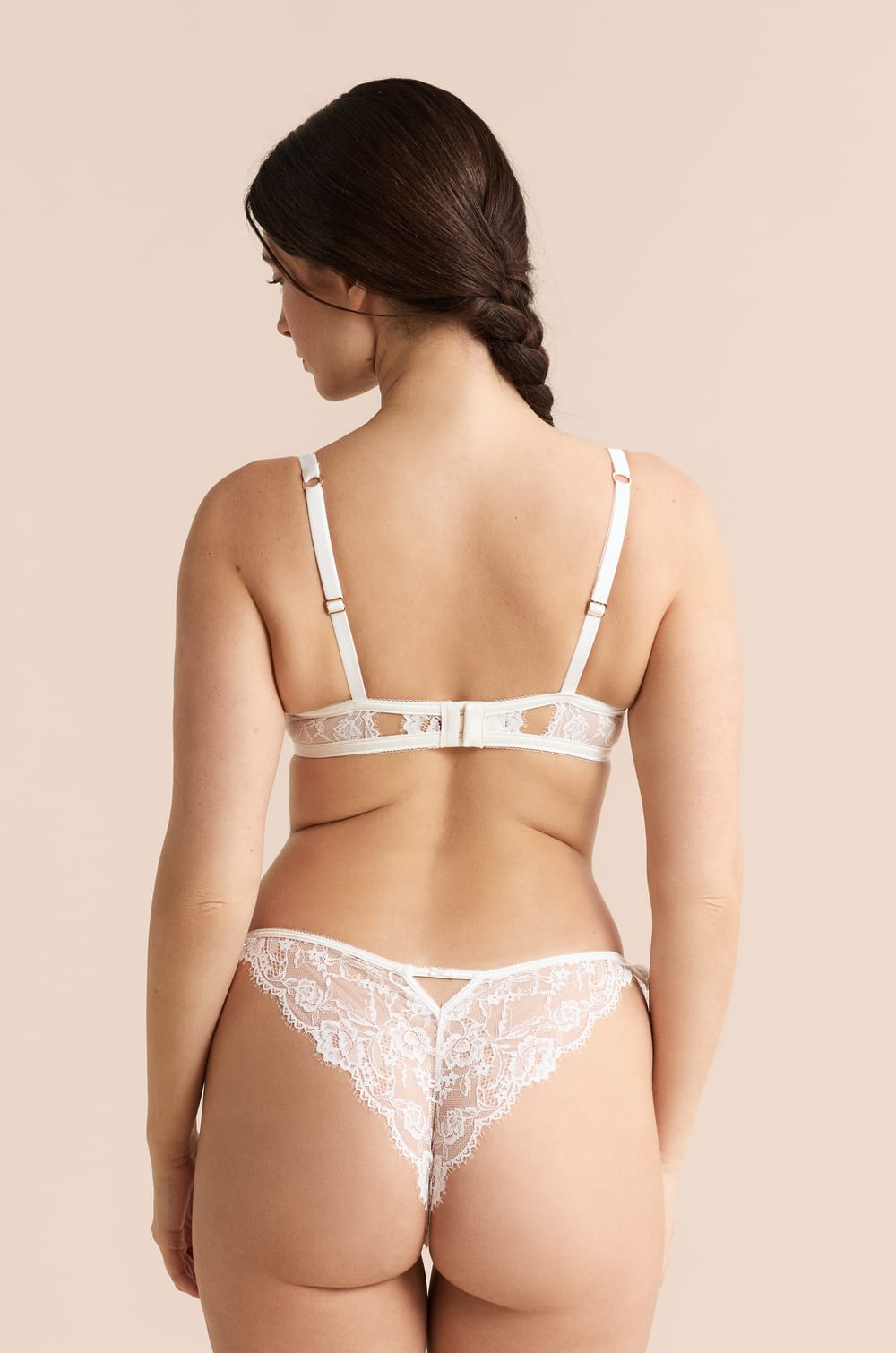 Balconette Bra in Lace;${refinementColor}
