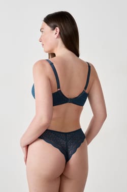 Bra No. 2 - Plunging Push-Up;${refinementColor}