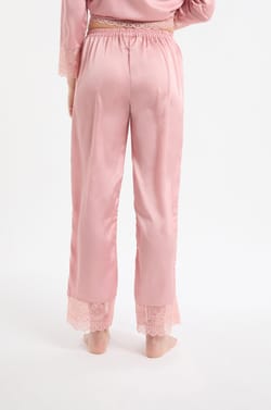 Pantalon de pyjama satin&eacute; avec d&eacute;tails dentelle;${refinementColor}
