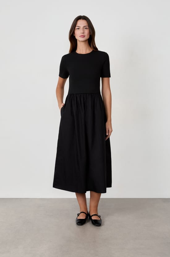 Robe longue manches courtes;${refinementColor}