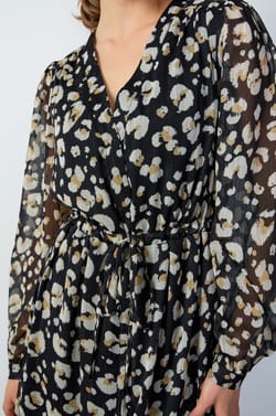 Long flowing printed dress with metallic effect;${refinementColor}