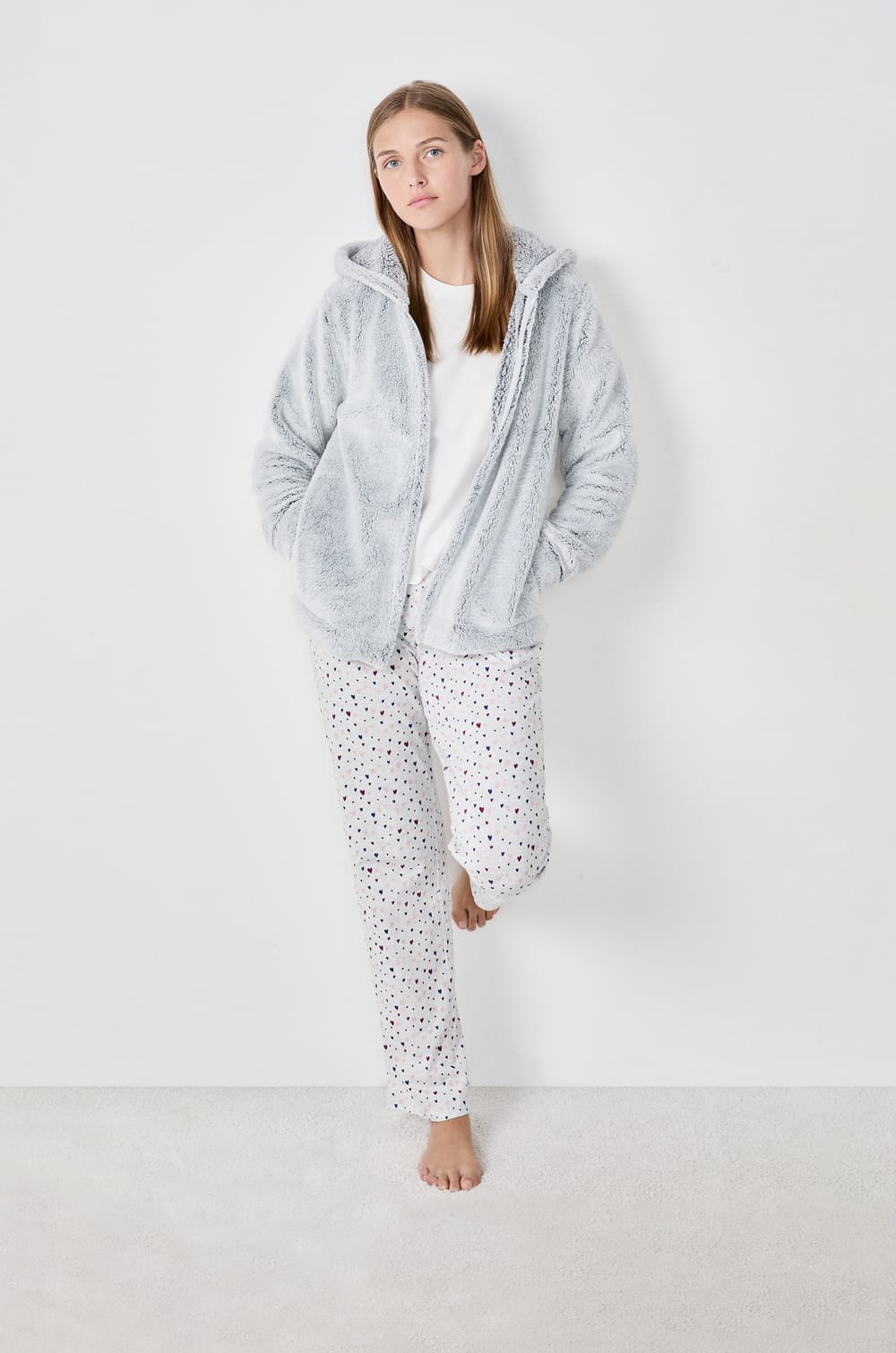 Pijama de 3 piezas;${refinementColor}