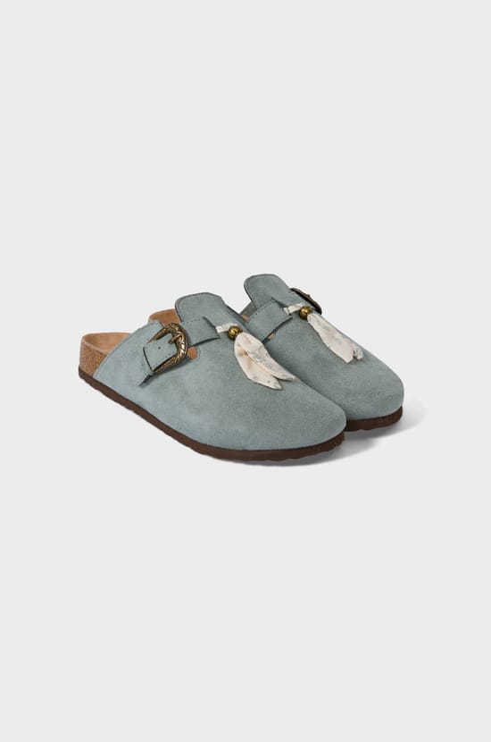 Mule Slippers;${refinementColor}