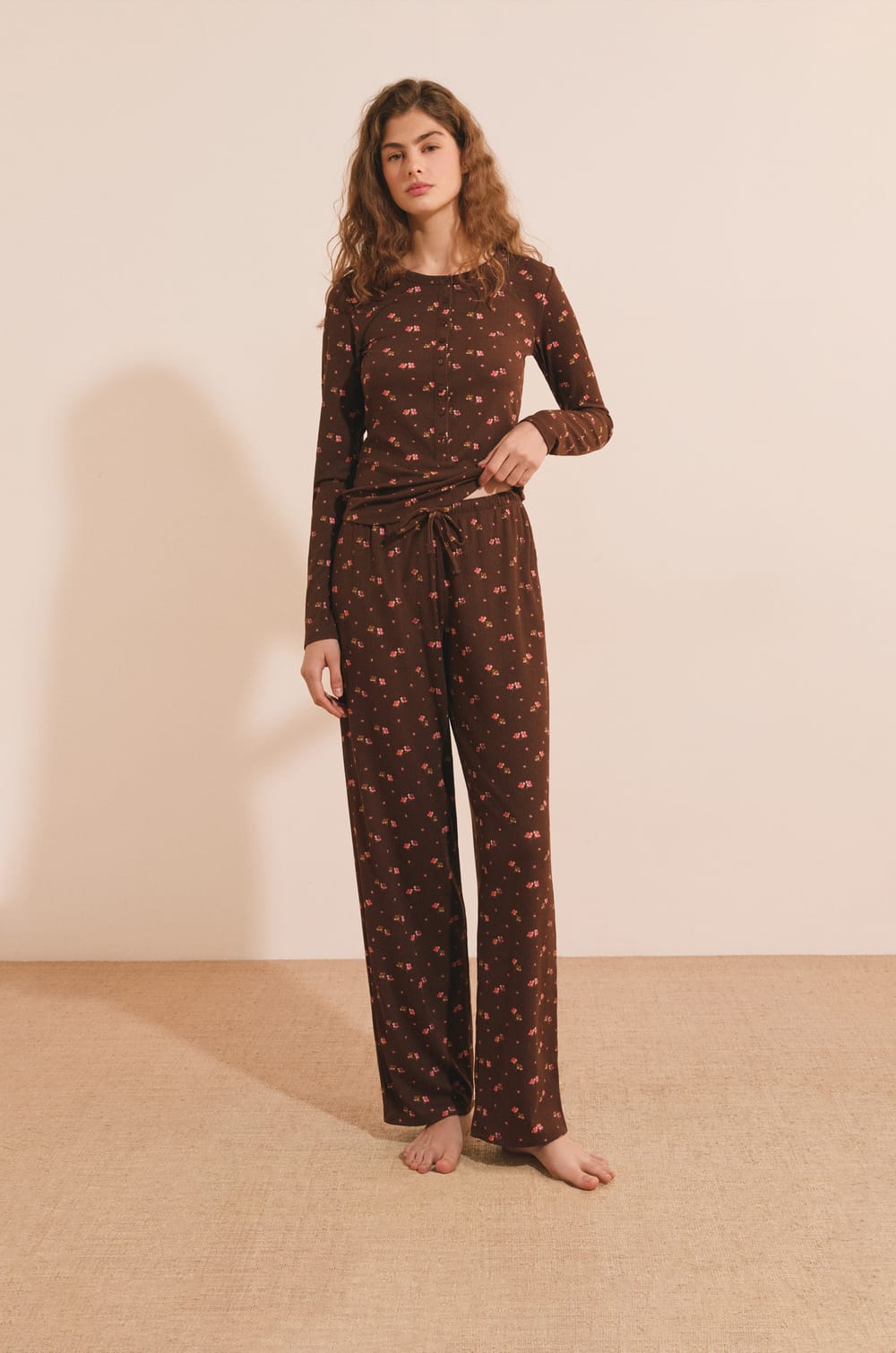 Pantalon de pyjama &agrave; motifs;${refinementColor}