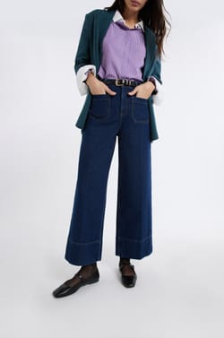 Vaqueros rectos con bolsillos delanteros;${refinementColor}