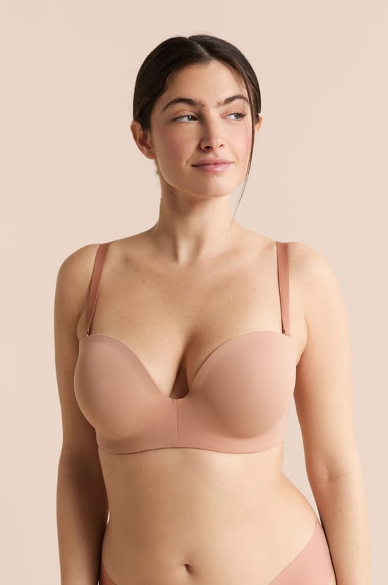 Strapless lightly lined bra with removable straps, cup C-E;${refinementColor}