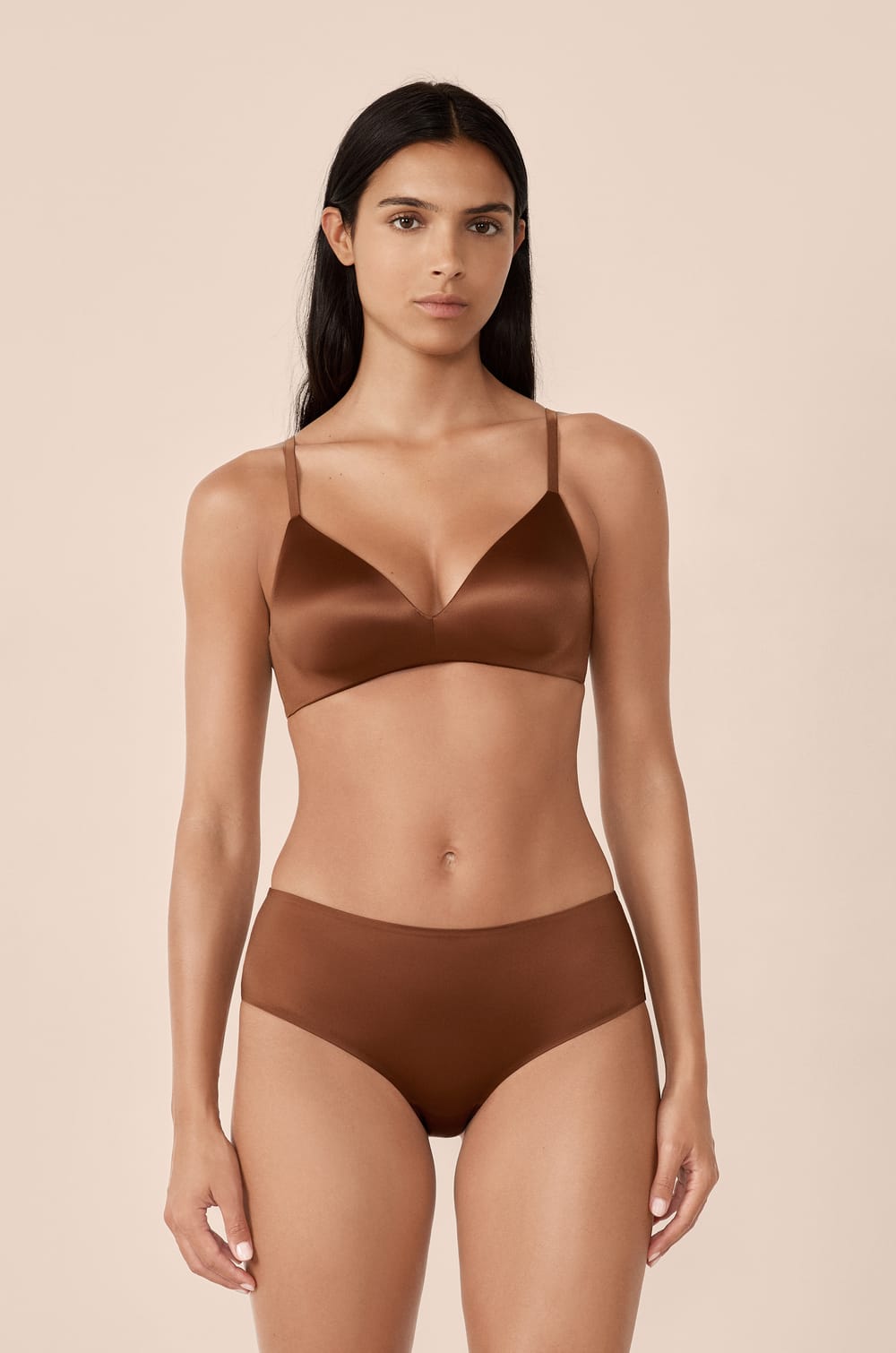 Wireless Triangle Bra;${refinementColor}