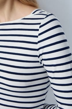 Gestreiftes-t-shirt mit langen ärmeln;${refinementColor}