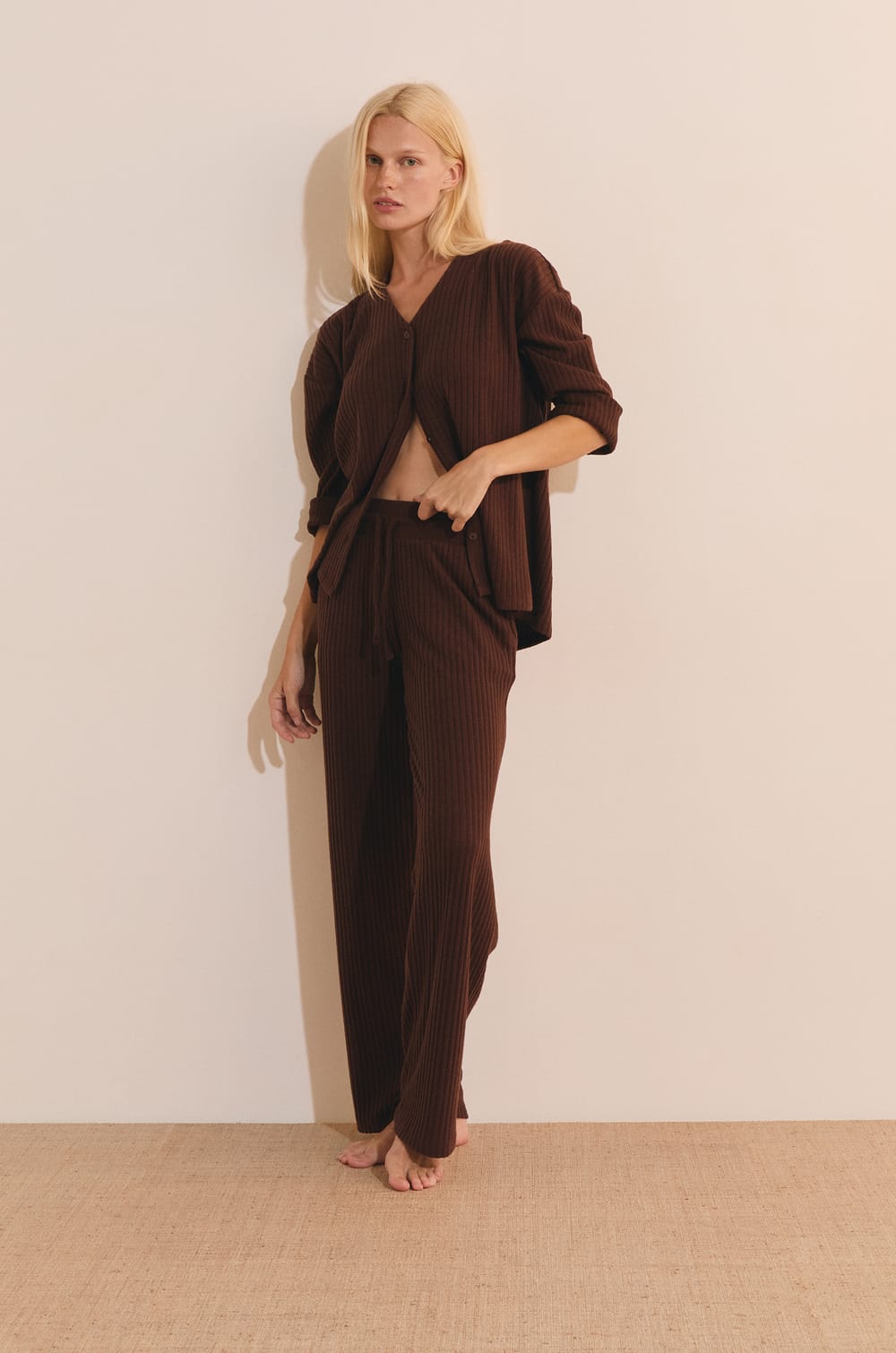 Pantalon de pyjama c&ocirc;tel&eacute;;${refinementColor}