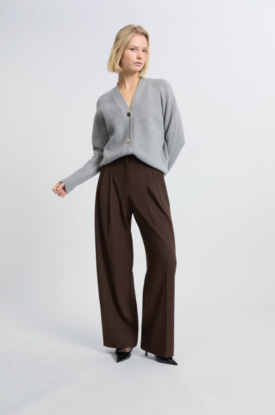 Long-sleeved Cardigan;${refinementColor}