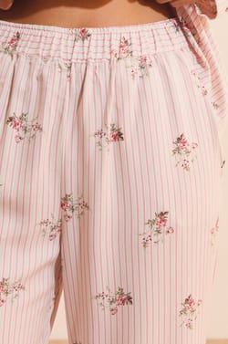 Pantalon de pyjama &agrave; motif fleuri;${refinementColor}