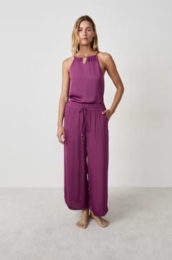 Pantalon satin&eacute; coupe large;${refinementColor}
