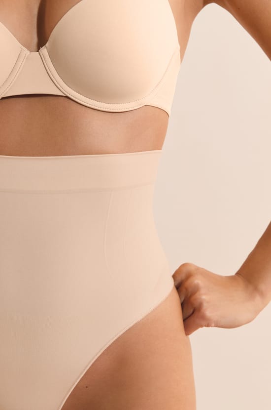 String taille haute sculptant;${refinementColor}