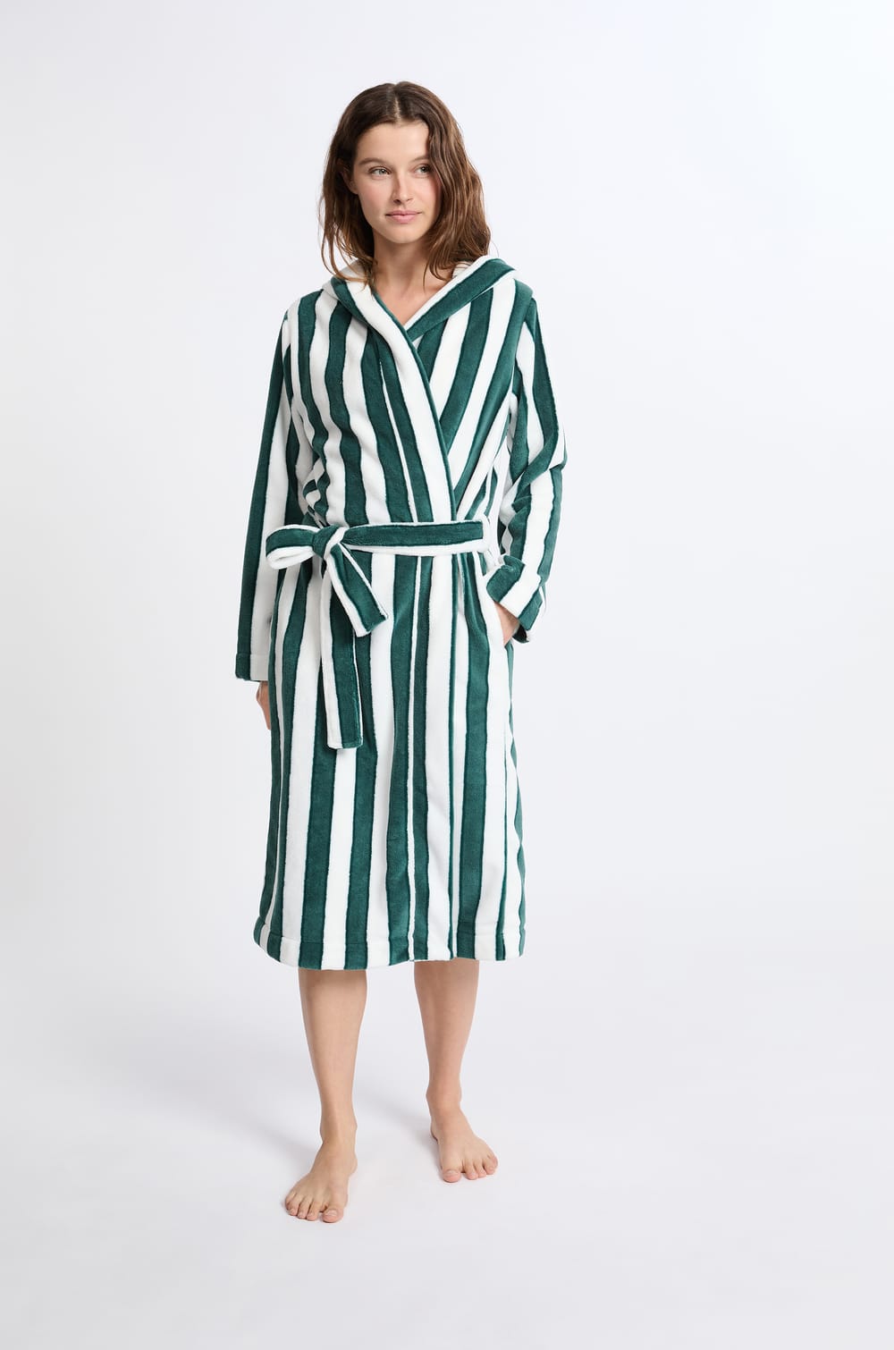 Peignoir mi-long à rayures;${refinementColor}