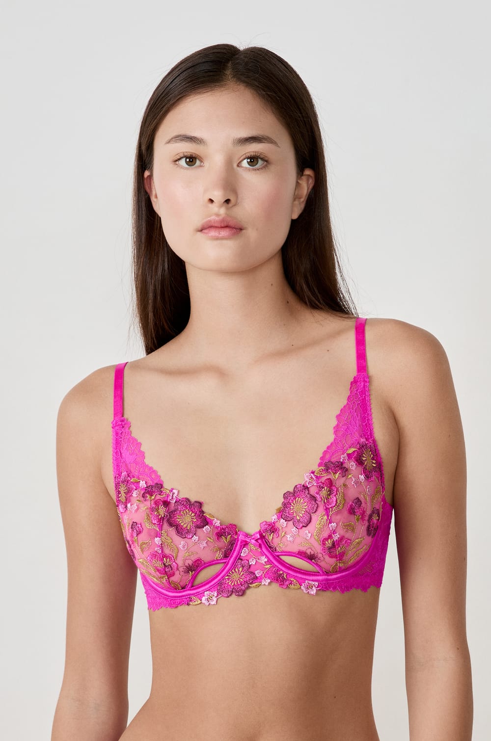 Soutien gorge classique brodé;${refinementColor}