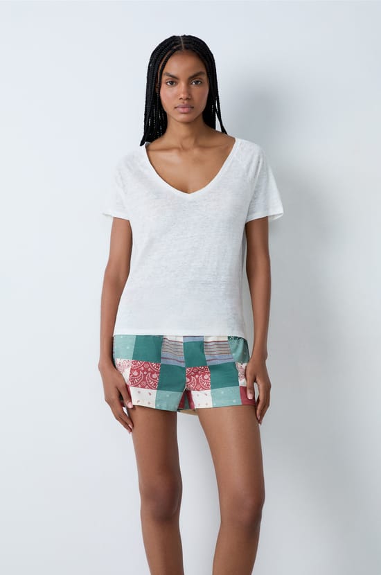Short-sleeved T-shirt 100% linen;${refinementColor}