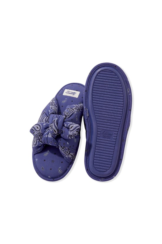 Chaussons tongs ;${refinementColor}