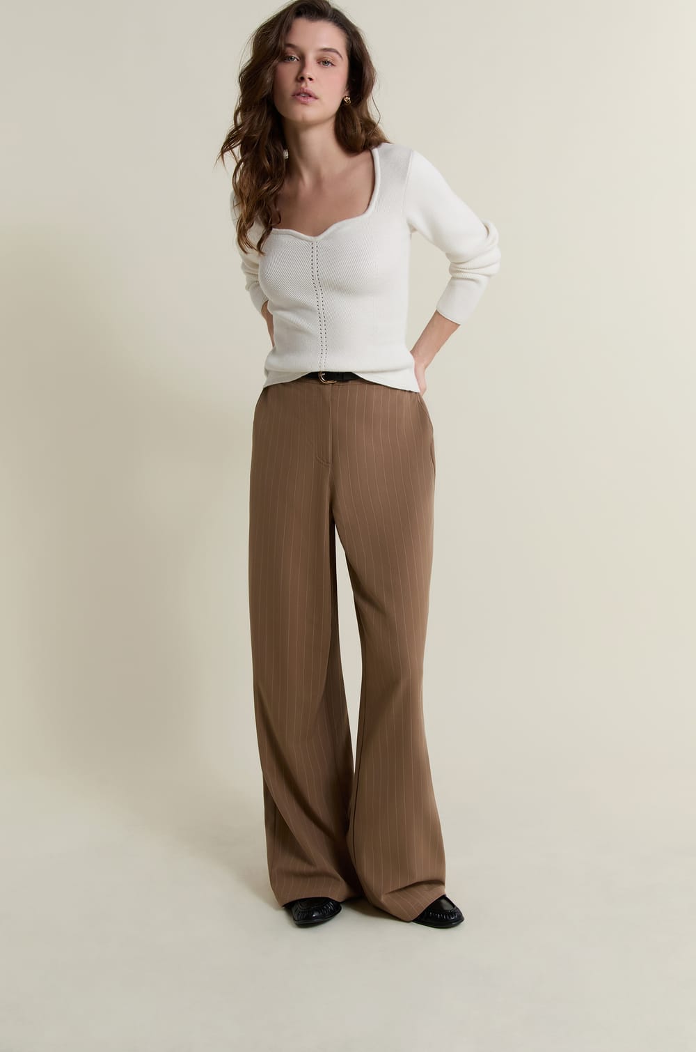 Pantalon &agrave; rayures;${refinementColor}