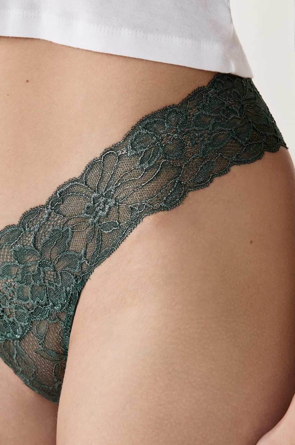 Tanga de encaje;${refinementColor}