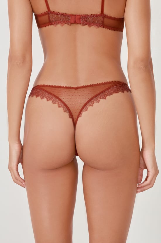Tanga avec dentelle;${refinementColor}