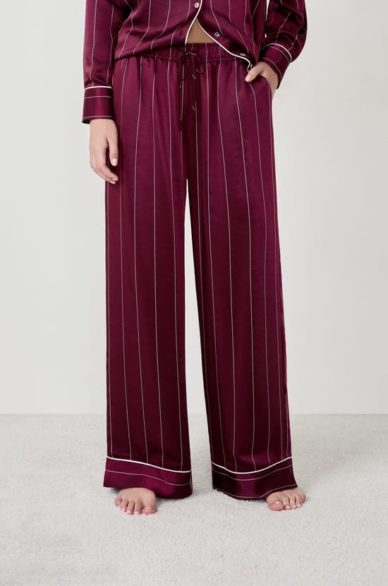 Pantalon de pyjama à rayures en satin;${refinementColor}