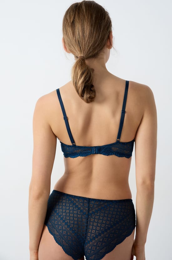 Balconette Bra;${refinementColor}
