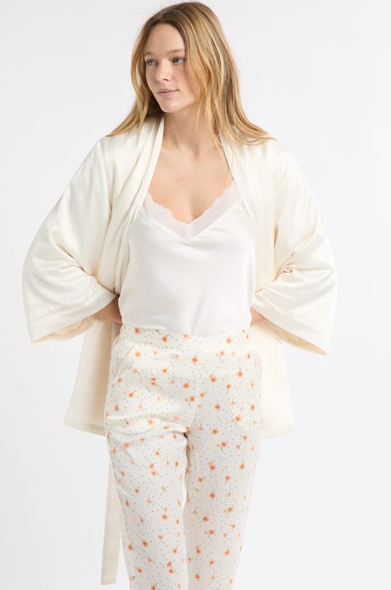 Ensemble de pyjama 3 pièces en satin;${refinementColor}