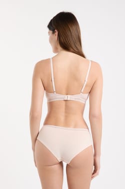 Wireless Triangle Bra with Removable Cotton Pads;${refinementColor}