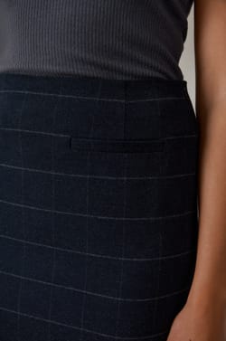 Jupe courte &agrave; rayures;${refinementColor}