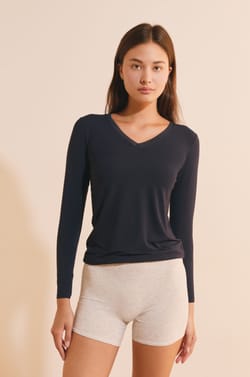 T-shirt col V maille thermique;${refinementColor}