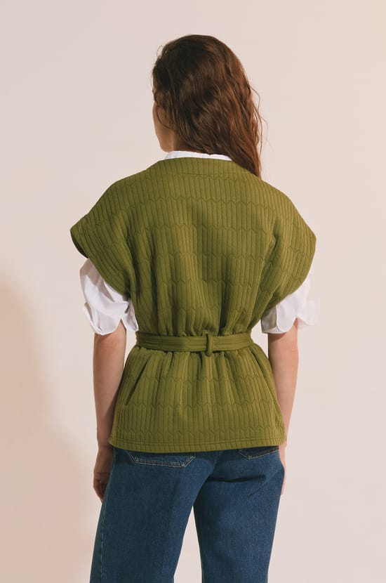 Gilet sans manches ceintur&eacute;;${refinementColor}