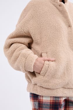 Veste à manches longues;${refinementColor}