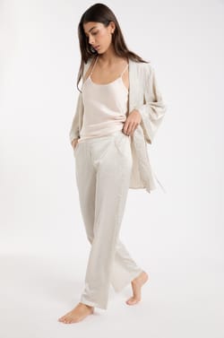 Pyjama 3 pi&egrave;ces satin&eacute; &agrave; motifs;${refinementColor}