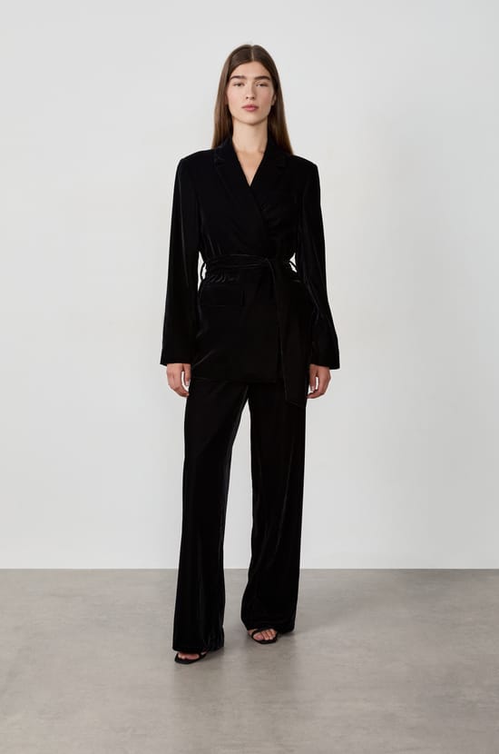 Blazer &agrave; nouer en velours;${refinementColor}