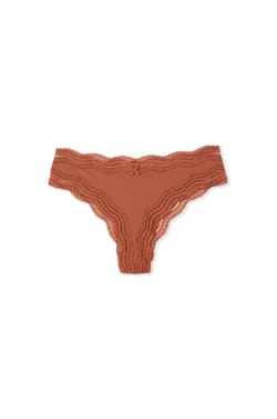Tanga &agrave; bords dentelle en microfibre;${refinementColor}