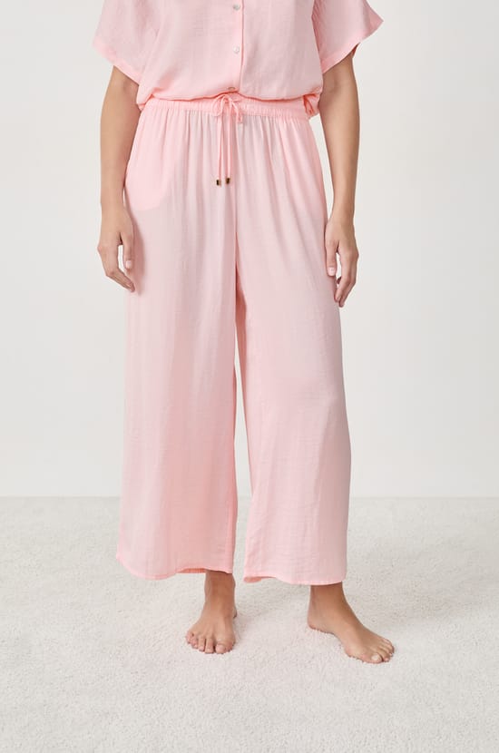 Wide-leg 7/8 satin trousers;${refinementColor}