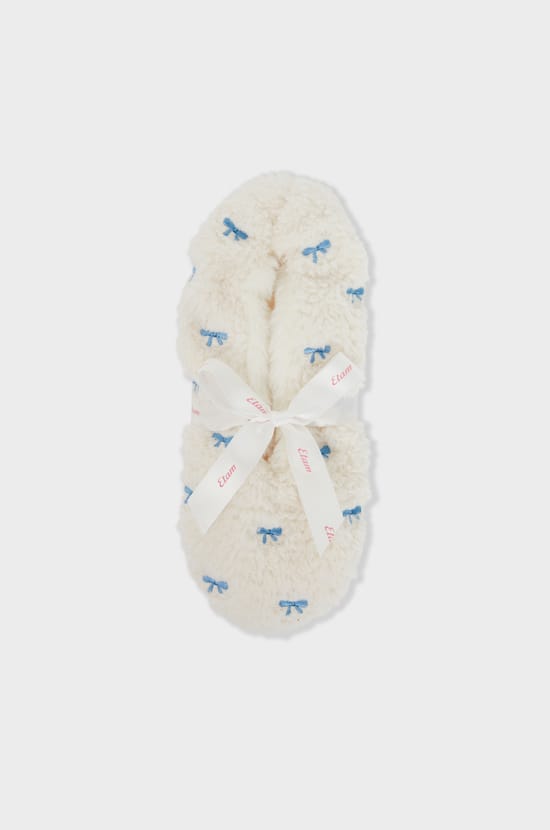 Patterned Faux Fur Slippers;${refinementColor}