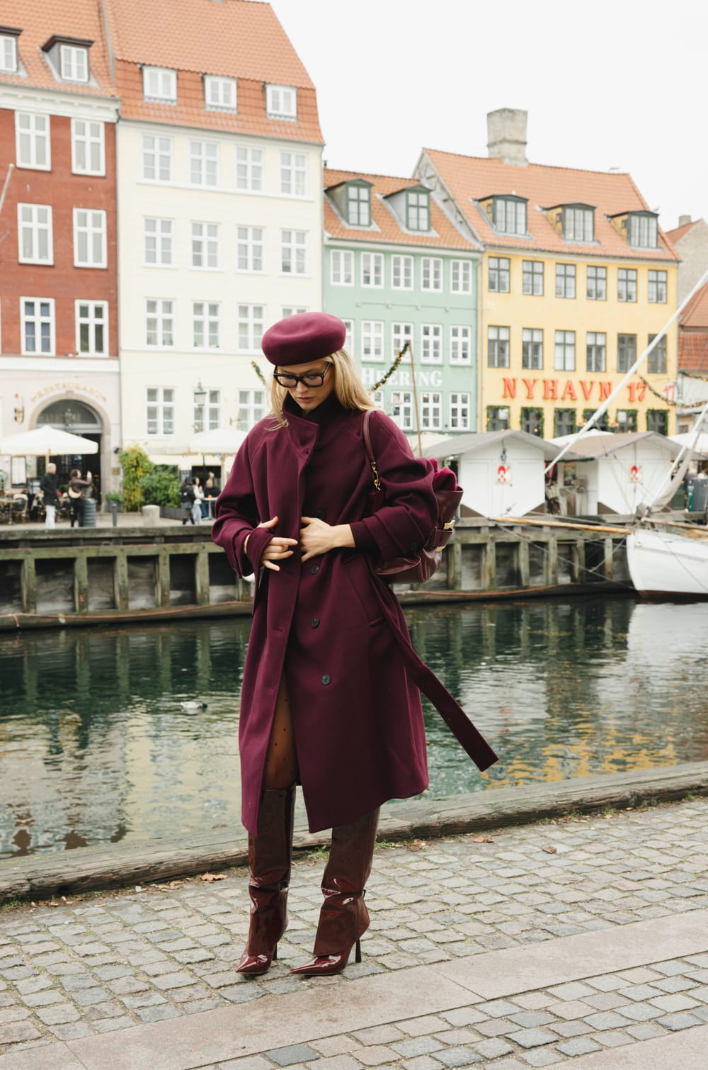 Look @chloelecareux;${refinementColor}