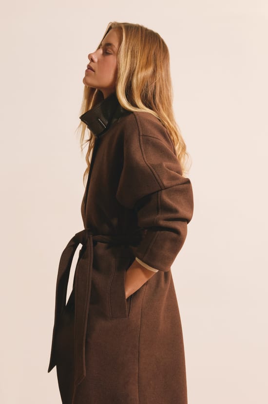 Manteau long avec laine;${refinementColor}