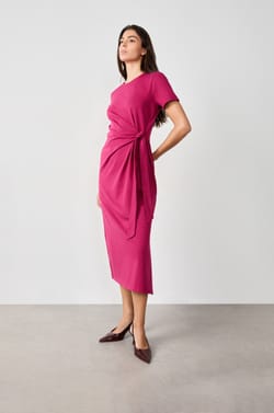 Robe longue à nouer;${refinementColor}