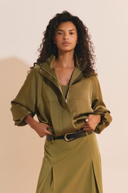 Veste courte satin&eacute;e;${refinementColor}