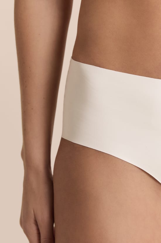 Bra N.4 - The Lightly Lined;${refinementColor}