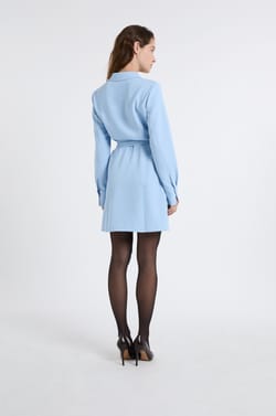 Korte jurk met hemdkraag;${refinementColor}