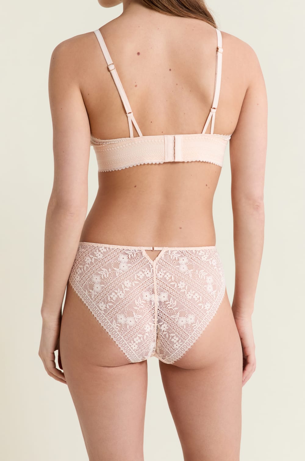 Culotte en dentelle et microfibre;${refinementColor}